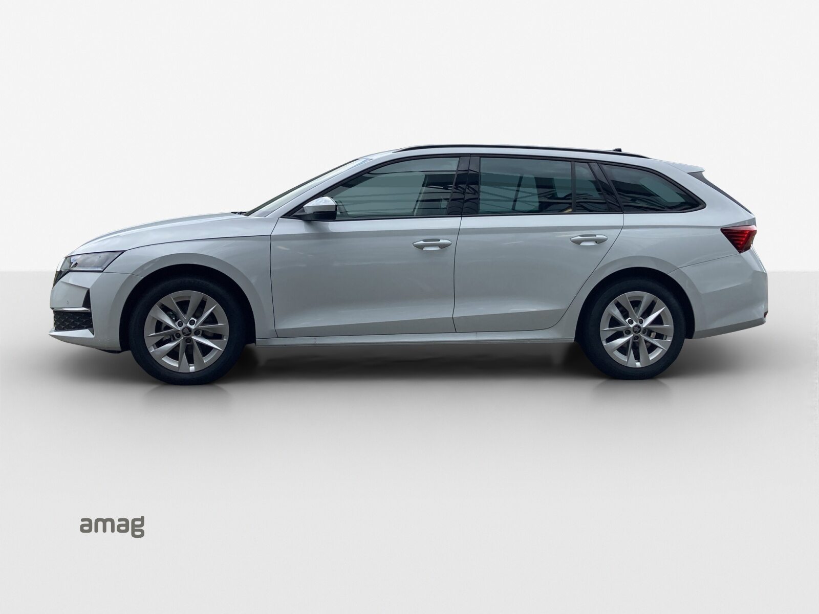 SKODA Octavia Selection MHEV, Essence, Occasion / Utilisé, Automatique - 2