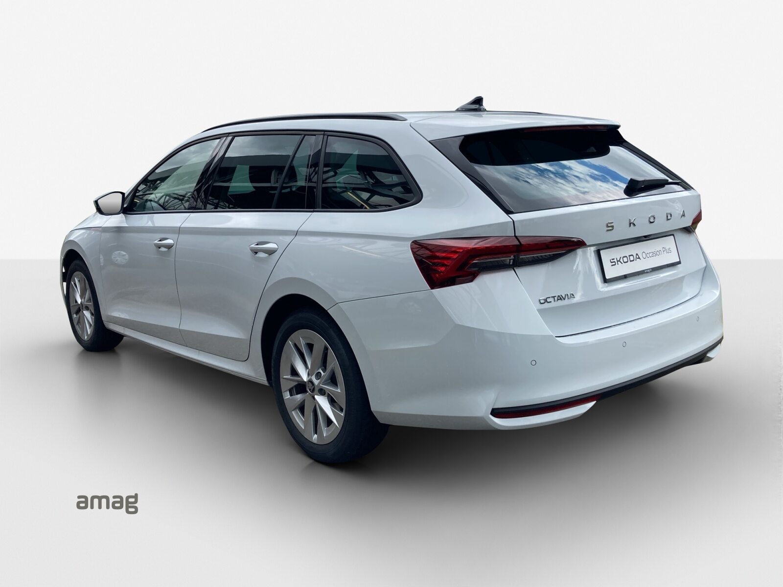 SKODA Octavia Selection MHEV, Essence, Occasion / Utilisé, Automatique - 3