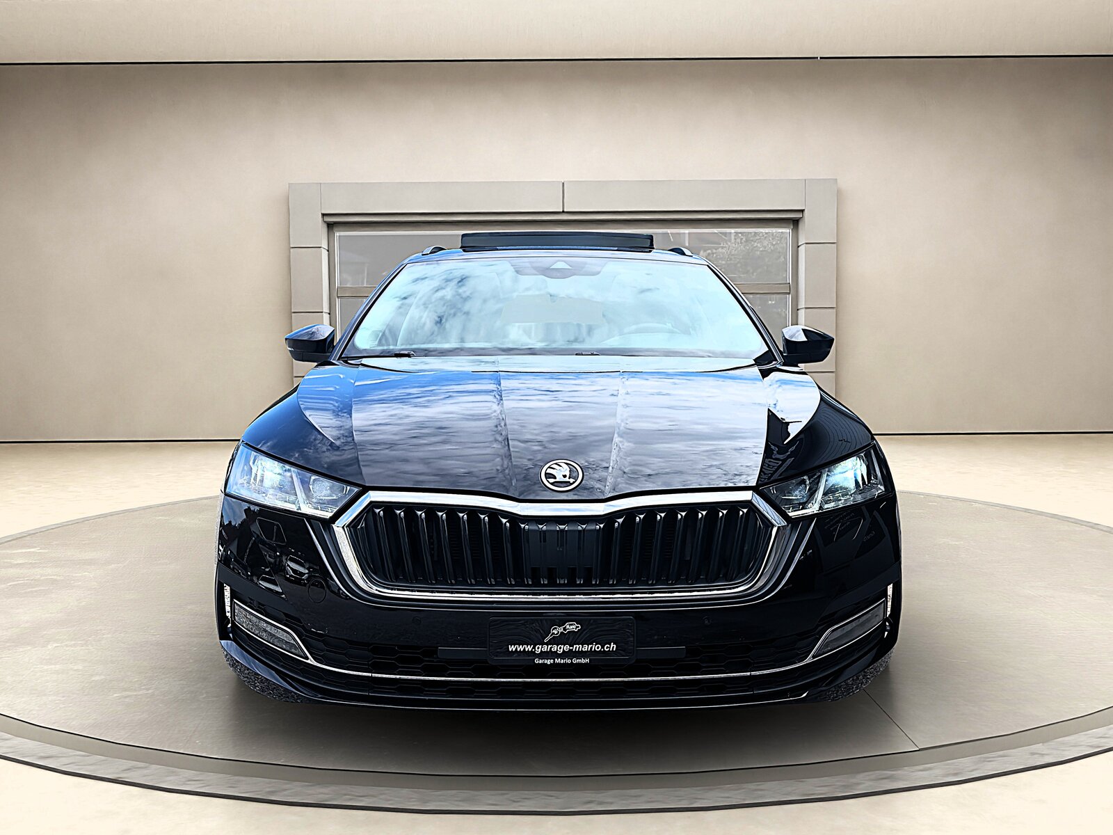 SKODA Octavia CombiTOP-AUSSTATTUNG2.0 TSI Style DSG 4x4 CH-F, Benzin, Occasion / Gebraucht, Automatik - 2