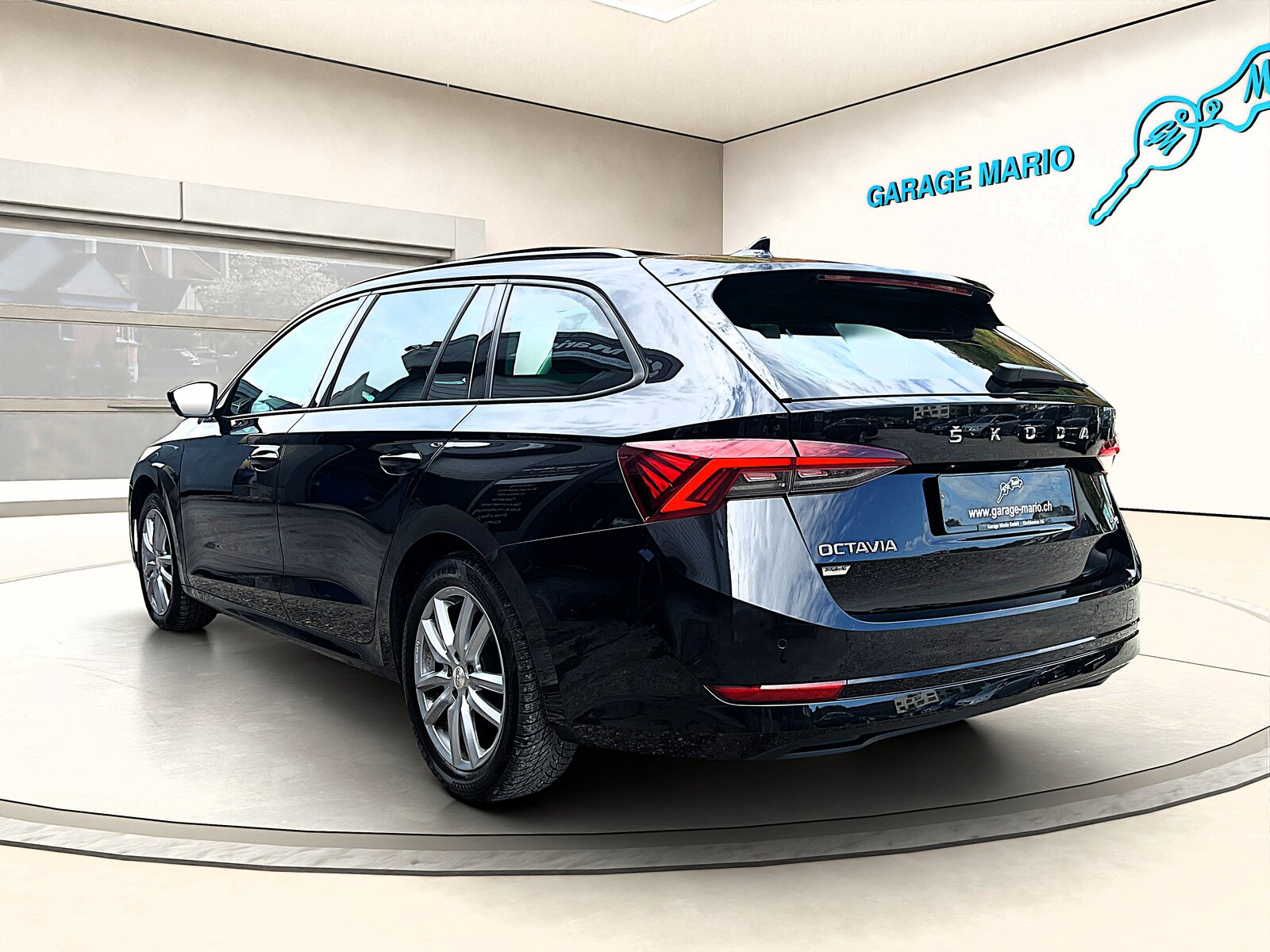 SKODA Octavia CombiTOP-AUSSTATTUNG2.0 TSI Style DSG 4x4 CH-F, Benzin, Occasion / Gebraucht, Automatik - 7