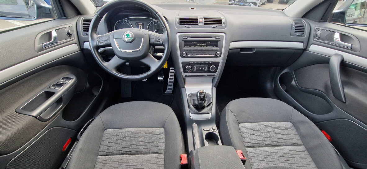SKODA Octavia Combi 1.6 TDI GreenLine, Diesel, Occasioni / Usate, Manuale - 5