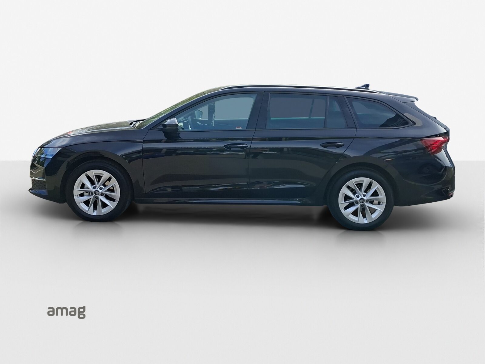 SKODA Octavia Selection MHEV, Essence, Occasion / Utilisé, Automatique - 2