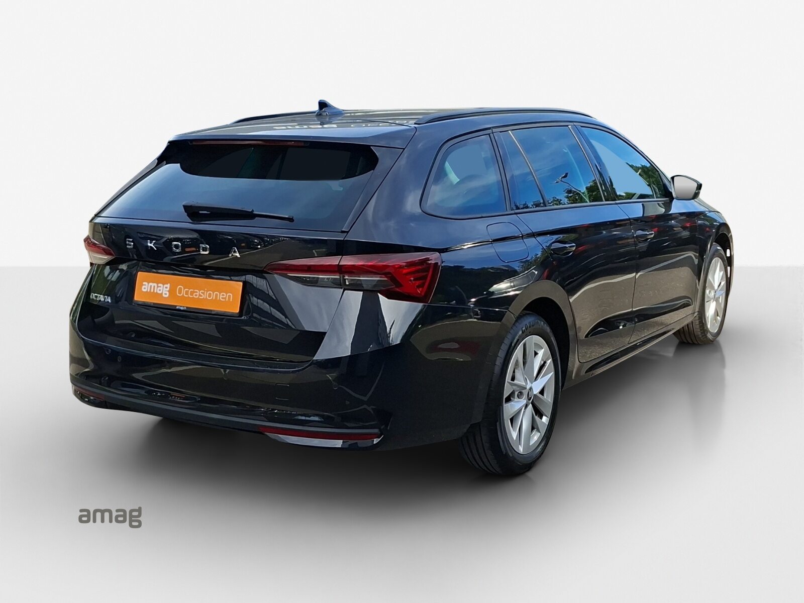 SKODA Octavia Selection MHEV, Essence, Occasion / Utilisé, Automatique - 5