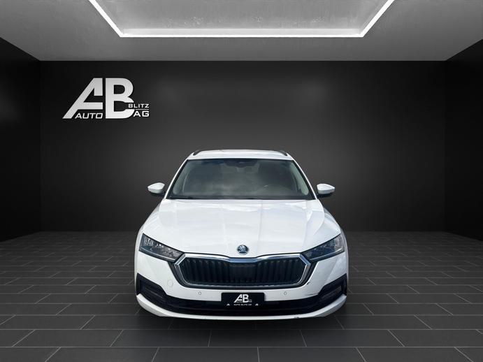 SKODA Octavia Combi 2.0 TDI DSG Ambition 4x4 mit 150 PS, Diesel, Occasion / Gebraucht, Automatik