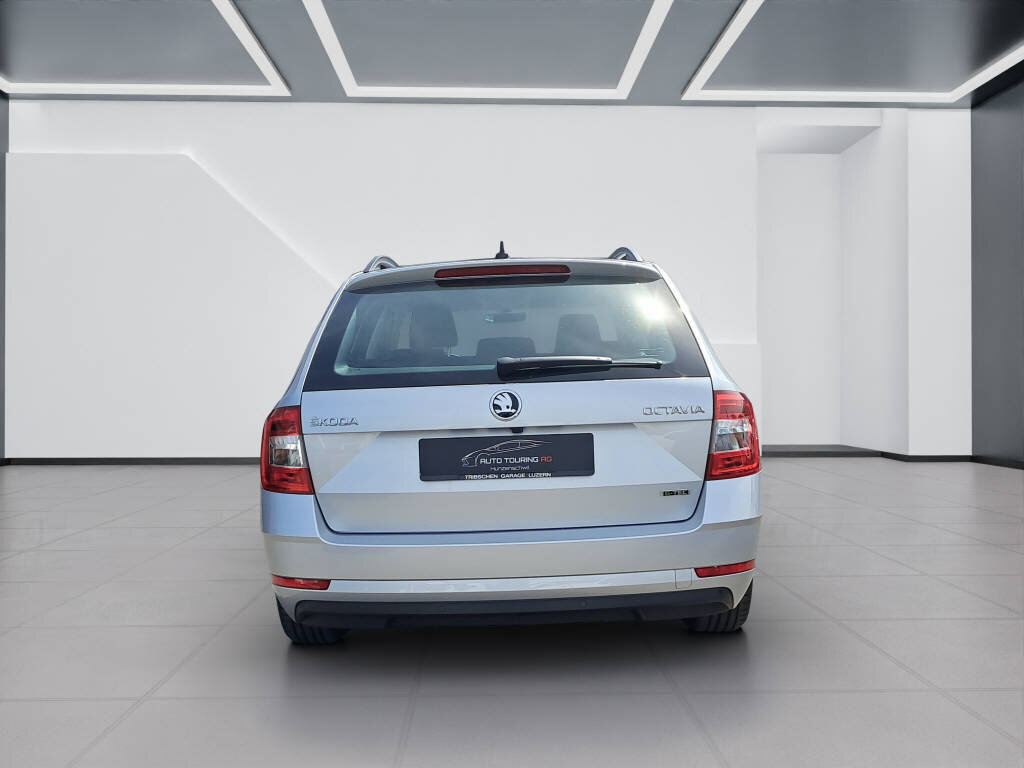 SKODA Octavia Combi 1.5 TGI G-TEC Ambition DSG, Natural Gas (CNG) / Petrol, Second hand / Used, Automatic - 4