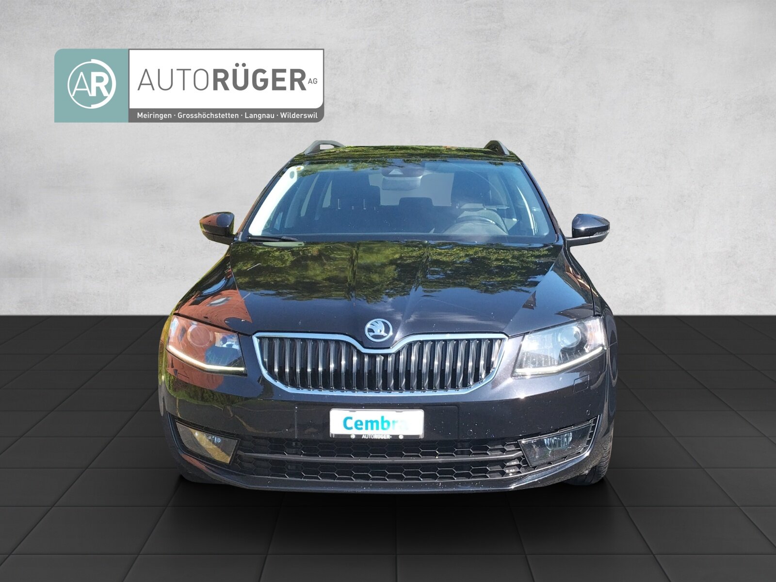 SKODA Octavia Combi 2.0 TDI Ambition 4x4, Diesel, Occasion / Gebraucht, Handschaltung - 2