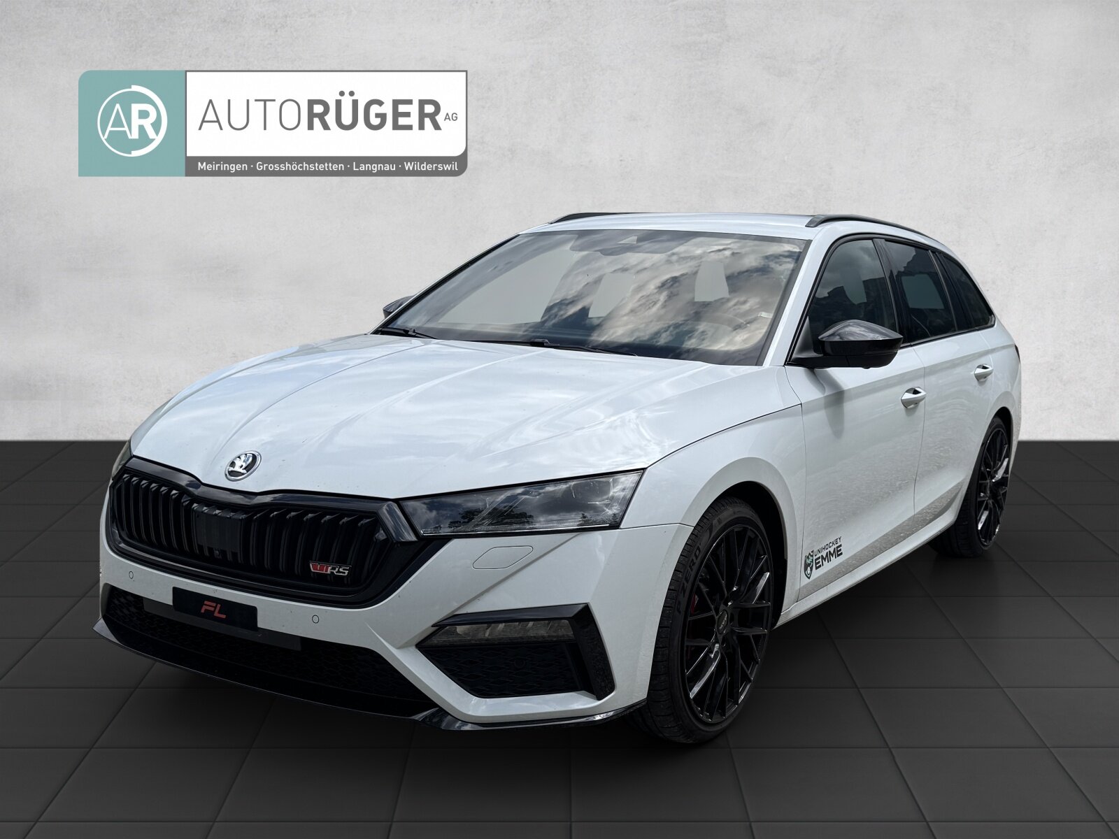 SKODA Octavia Combi 2.0 TSI DSG RS