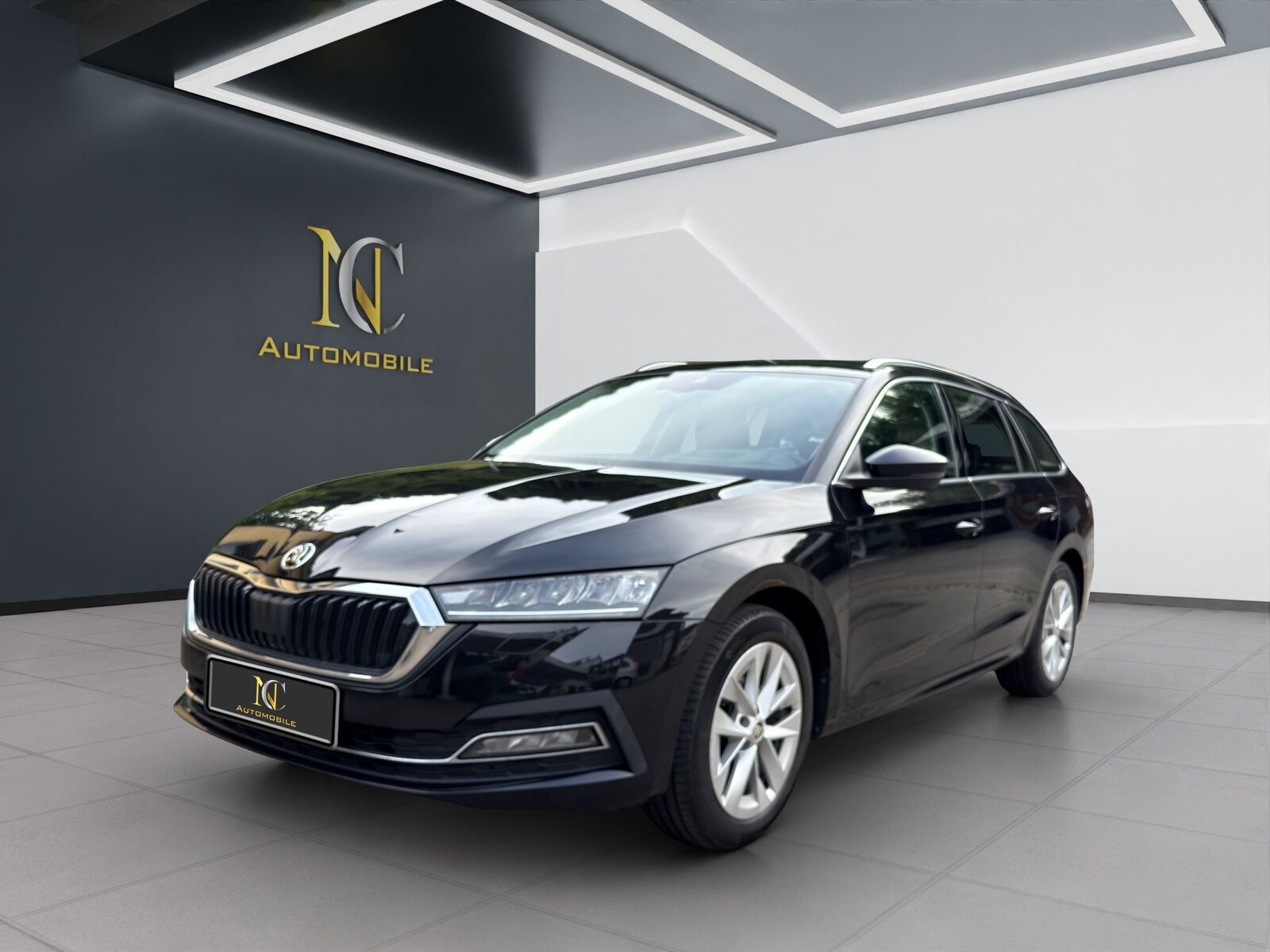 SKODA Octavia Combi 2.0 TDI DSG Style