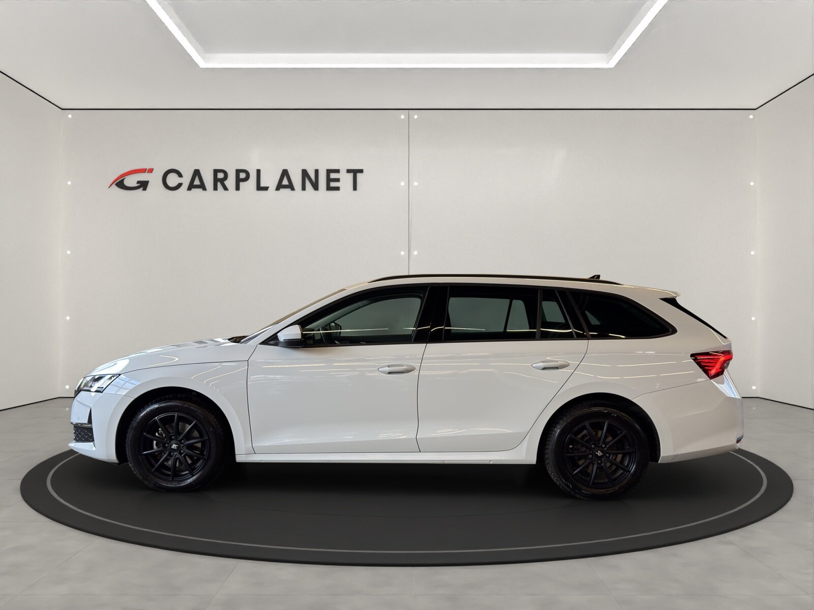SKODA Octavia Combi 1.5 TSI Selection DSG, Benzin, Occasion / Gebraucht, Automatik - 2