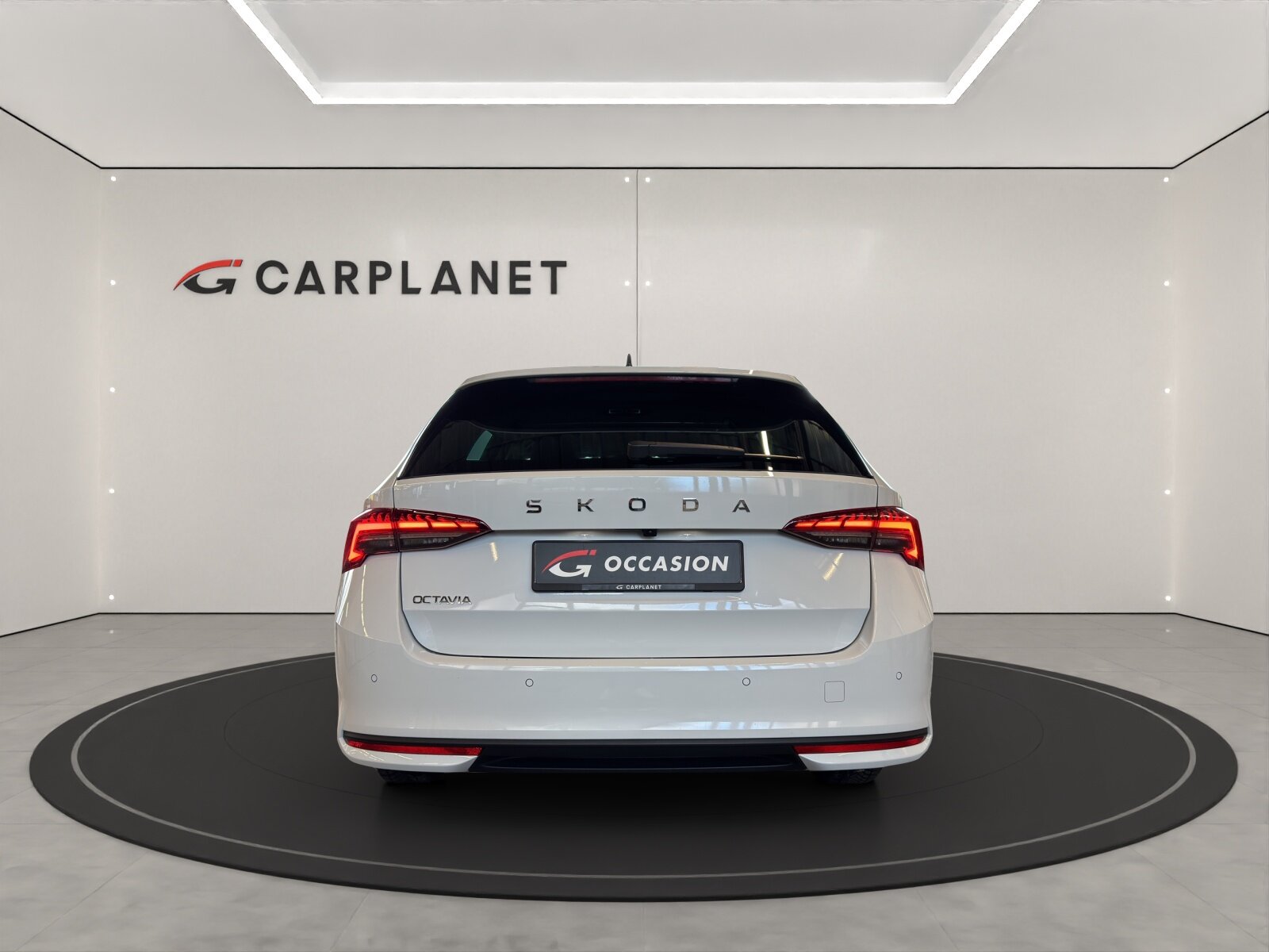 SKODA Octavia Combi 1.5 TSI Selection DSG, Benzin, Occasion / Gebraucht, Automatik - 3
