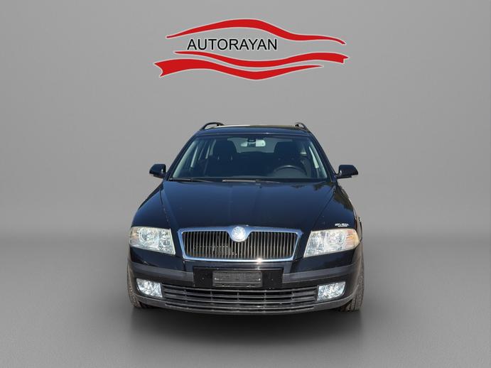 SKODA Octavia 2.0 4x4, Petrol, Second hand / Used, Manual