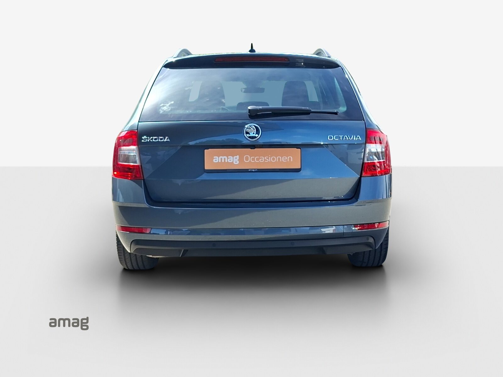 SKODA OCTAVIA Combi Style, Benzin, Occasion / Gebraucht, Automatik - 4