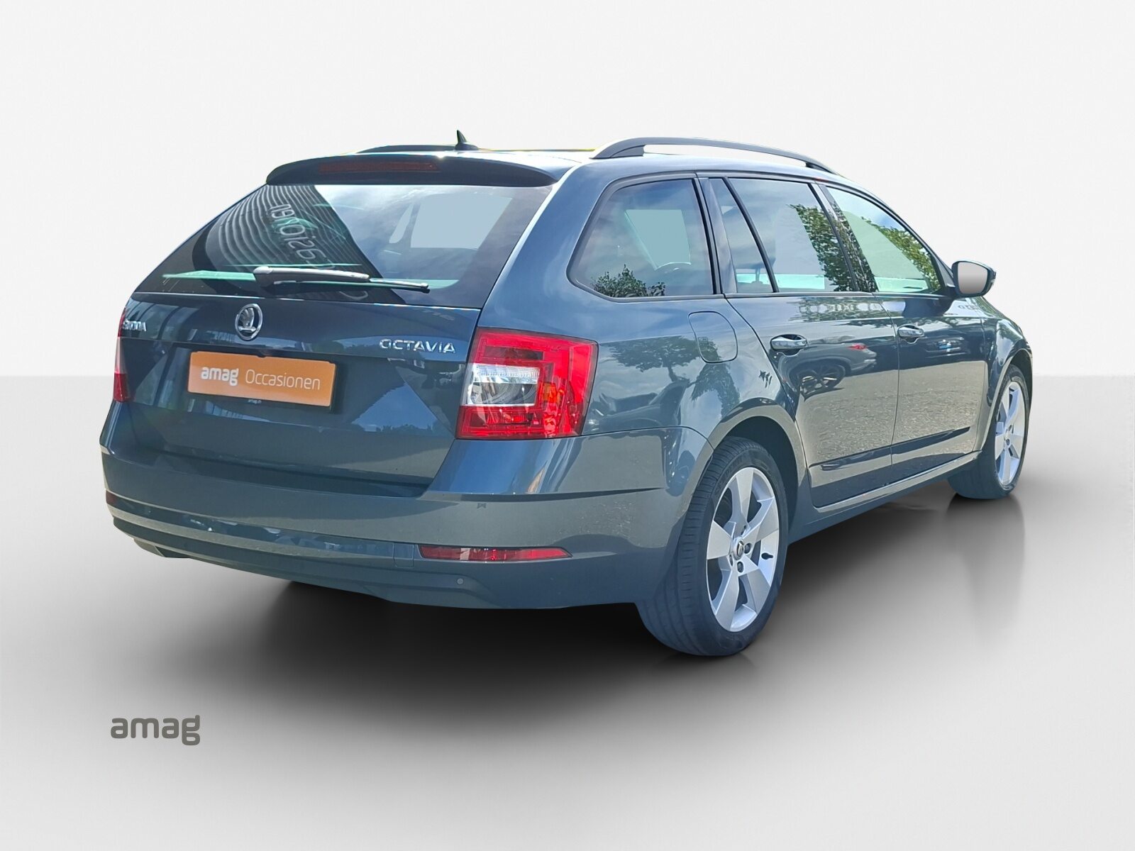 SKODA OCTAVIA Combi Style, Benzin, Occasion / Gebraucht, Automatik - 5