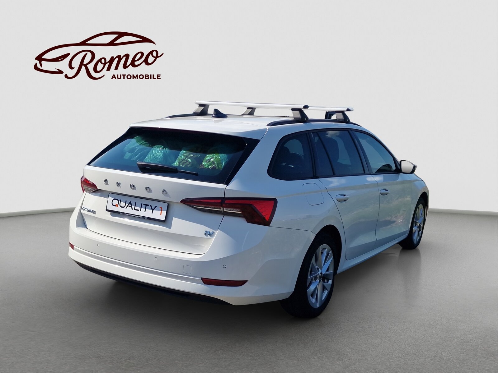 SKODA Octavia Combi 1.4 TSI PHEV DSG Style ** Frisch ab MFK, Plug-in-Hybrid Benzin/Elektro, Occasion / Gebraucht, Automatik - 4