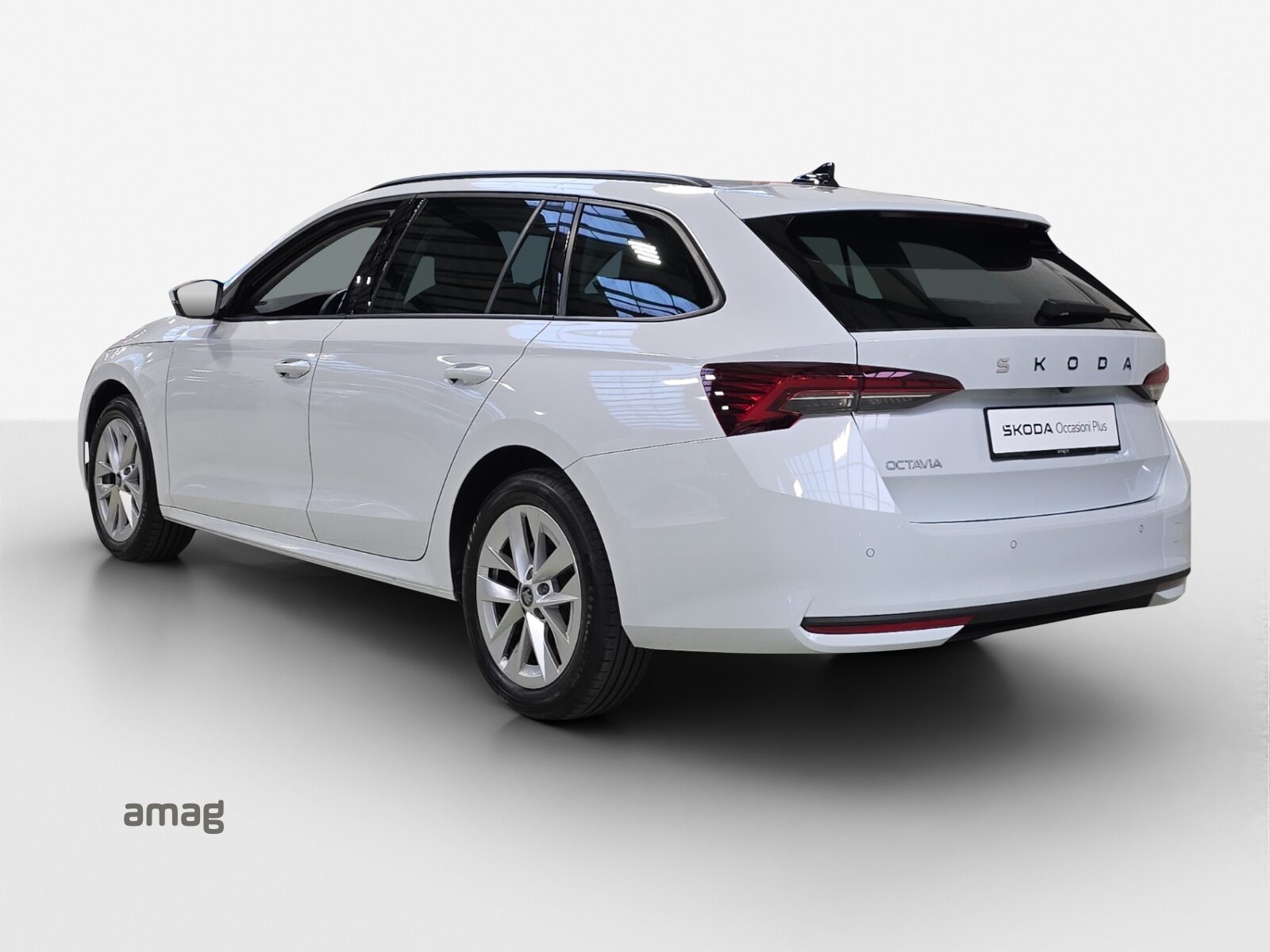 SKODA Octavia Selection MHEV, Benzin, Occasion / Gebraucht, Automatik - 3