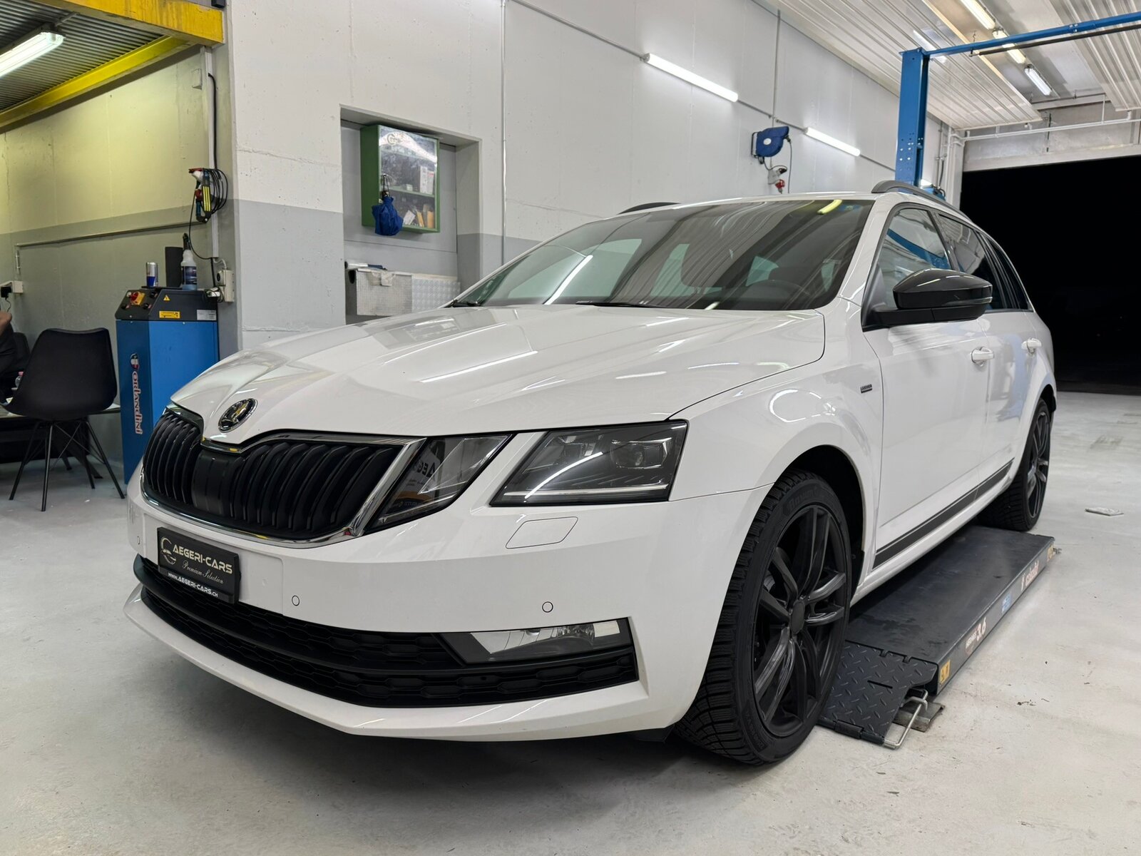 SKODA Octavia Combi 2.0 TDI Clever 4x4 DSG
