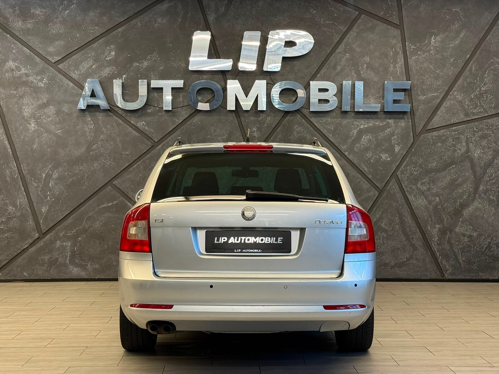 SKODA Octavia Combi 1.4 TSI Elegance DSG, Benzin, Occasion / Gebraucht, Automatik - 6