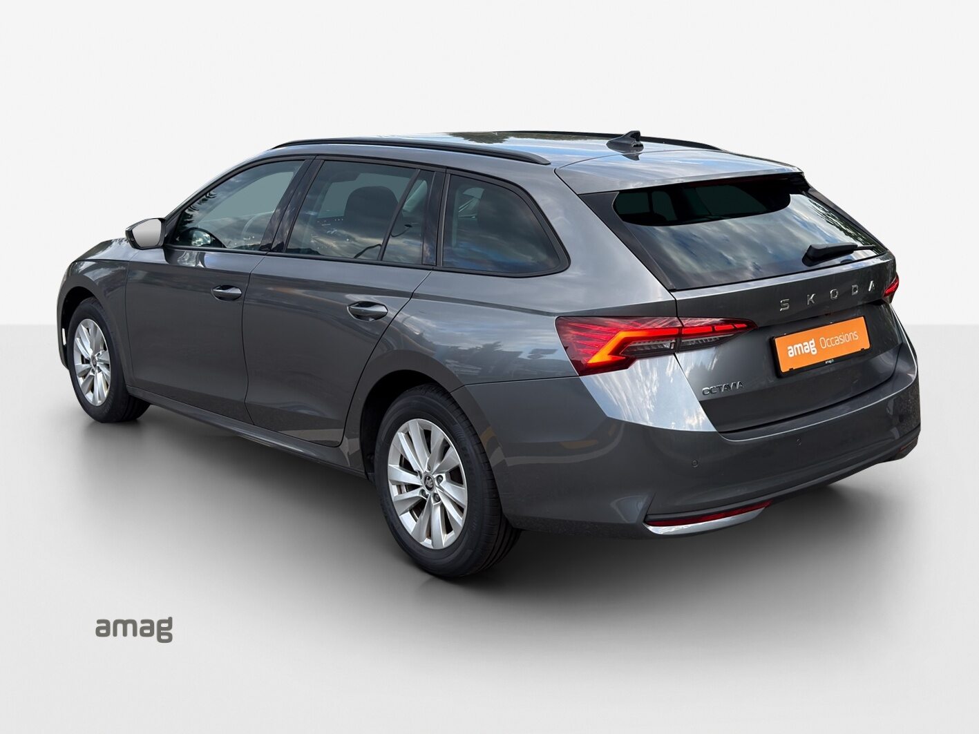 SKODA Octavia Selection MHEV, Essence, Occasion / Utilisé, Automatique - 3