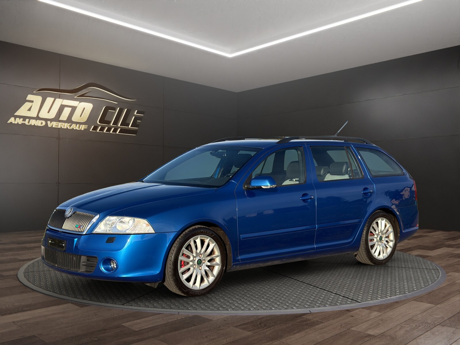 SKODA Octavia 2.0 TFSI RS