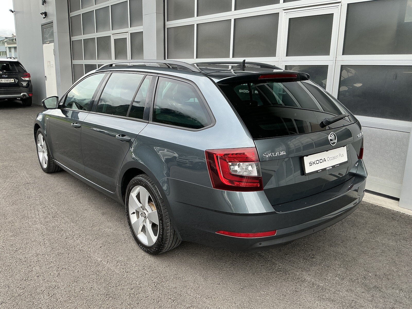 SKODA Octavia  Combi 1.6 TDI 115 Clever 4x4, Diesel, Occasion / Gebraucht, Handschaltung - 2