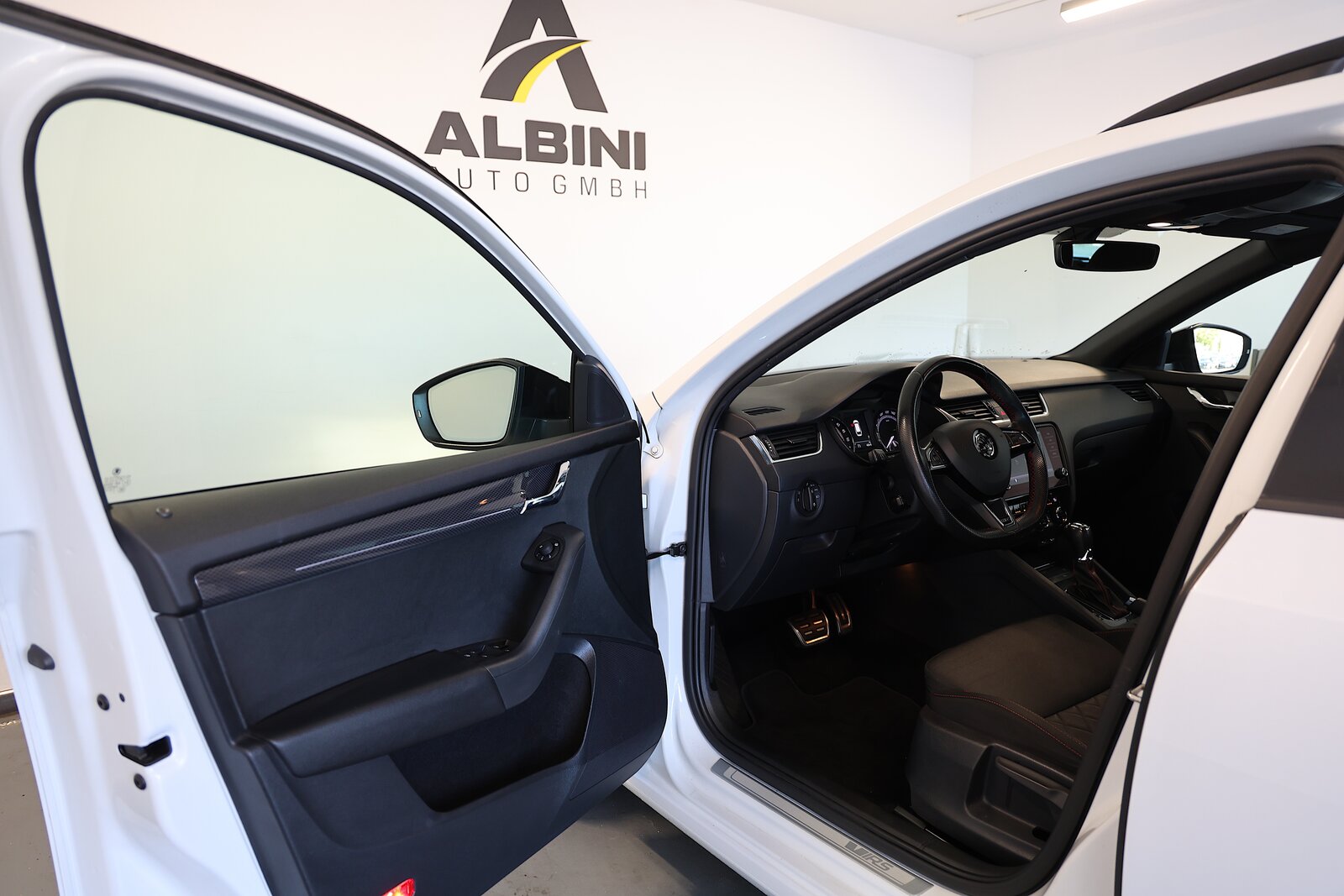 SKODA Octavia Combi 2.0 TDI 184 RS 4x4 DSG, Diesel, Occasion / Gebraucht, Automatik - 5