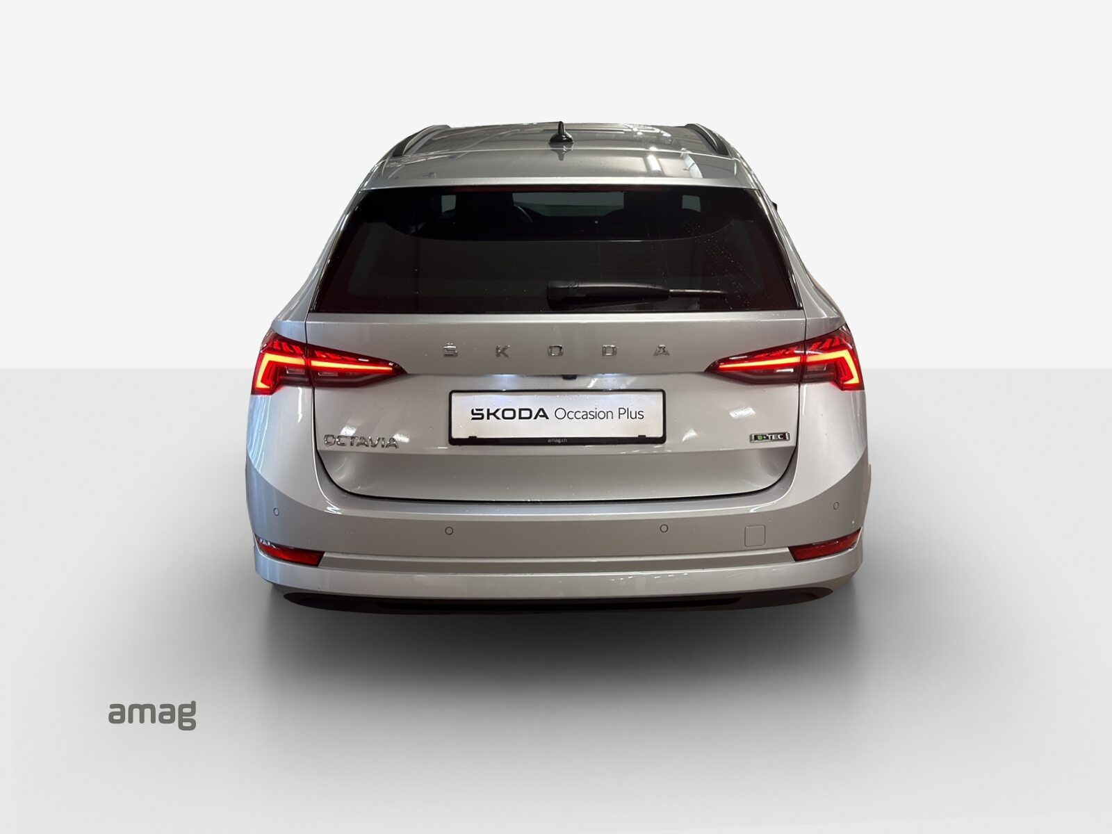 SKODA Octavia Ambition mHEV, Essence, Occasion / Utilisé, Automatique - 4