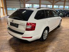 SKODA Octavia Combi 2.0 TDI Style 4x4, Diesel, Second hand / Used, Manual - 5