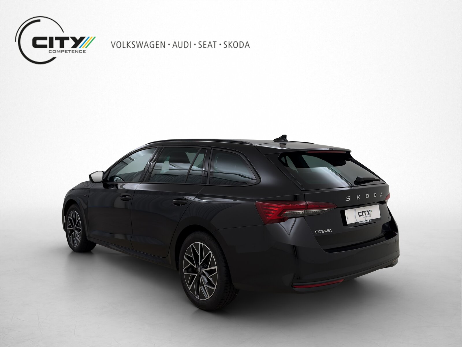 SKODA Octavia Combi 2.0 TSI Selection Tour, Essence, Occasion / Utilisé, Automatique - 2
