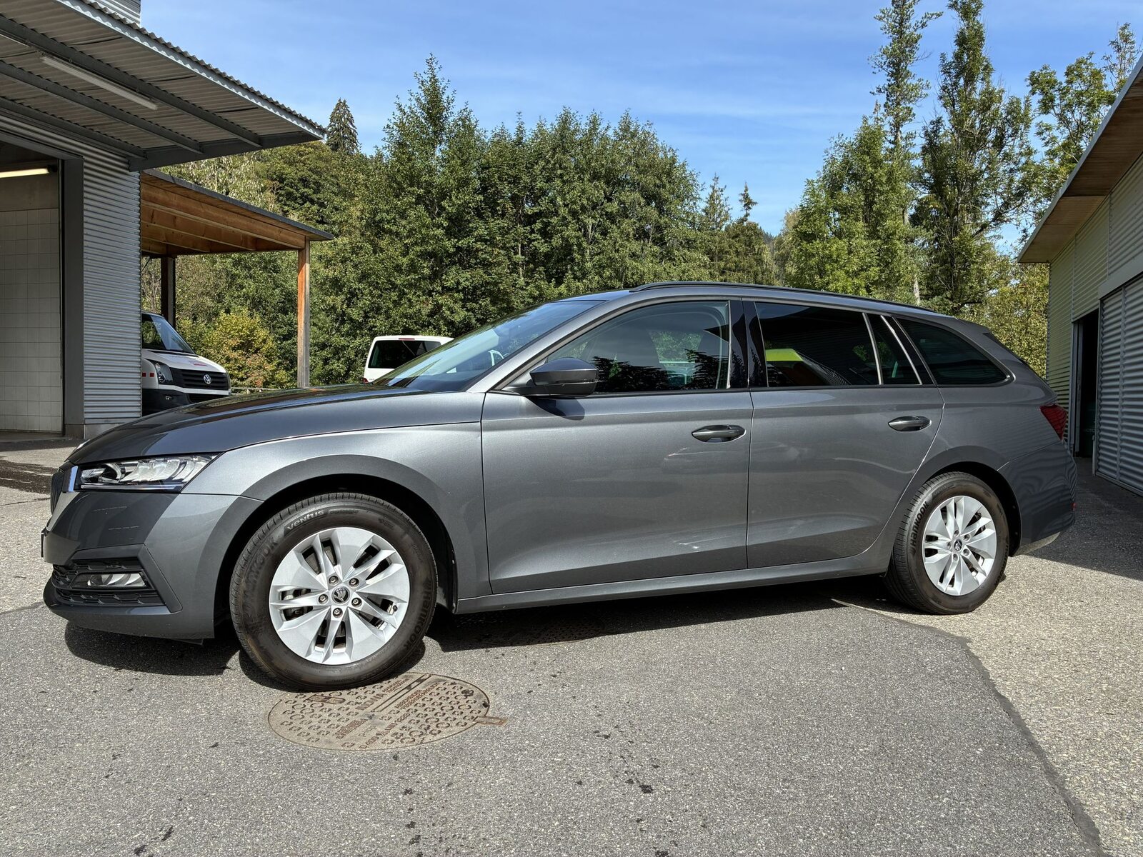 SKODA Octavia Ambition