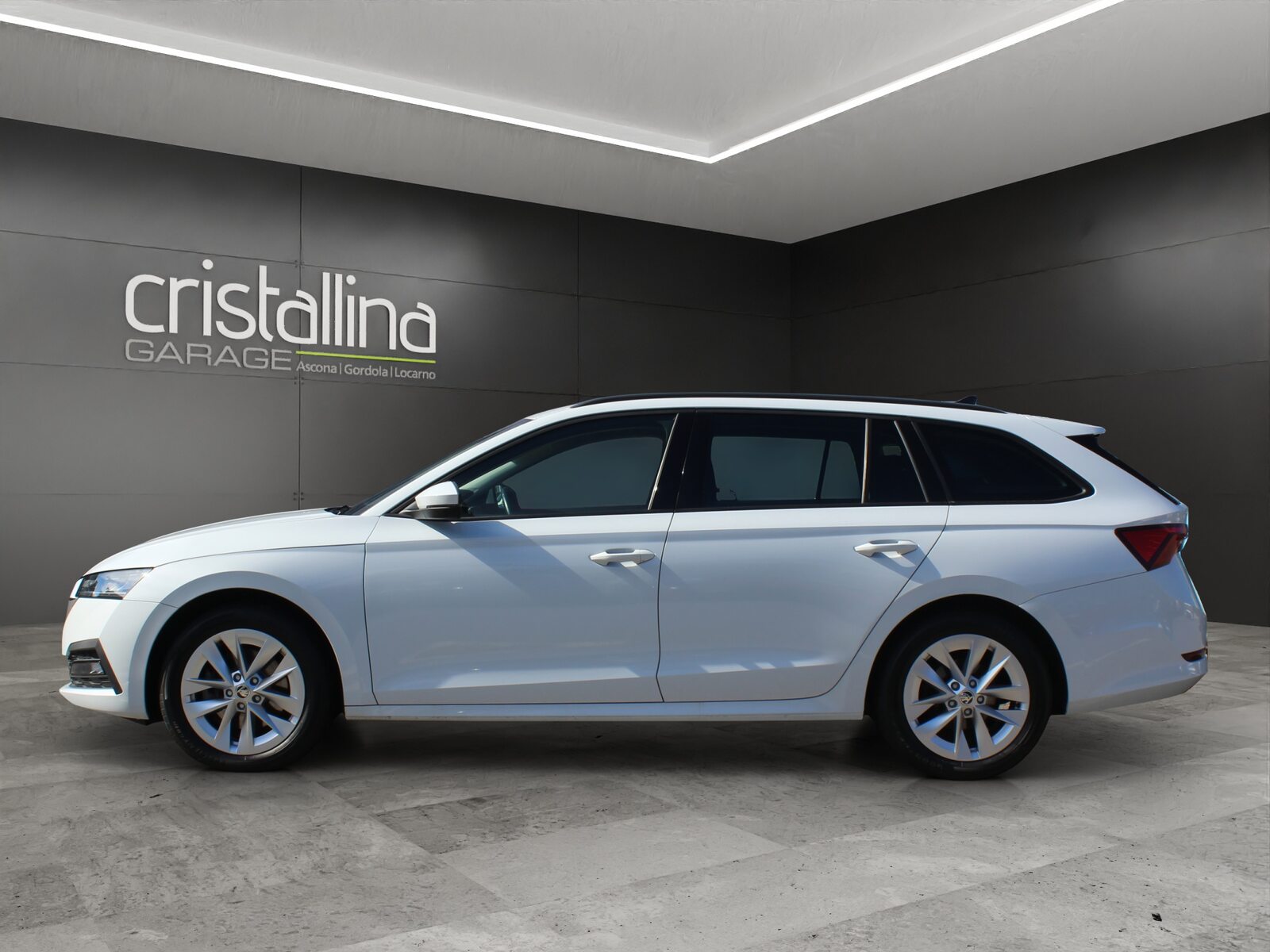 SKODA Octavia Combi 2.0 TSI Ambition 4x4 DSG, Essence, Occasion / Utilisé, Automatique - 2