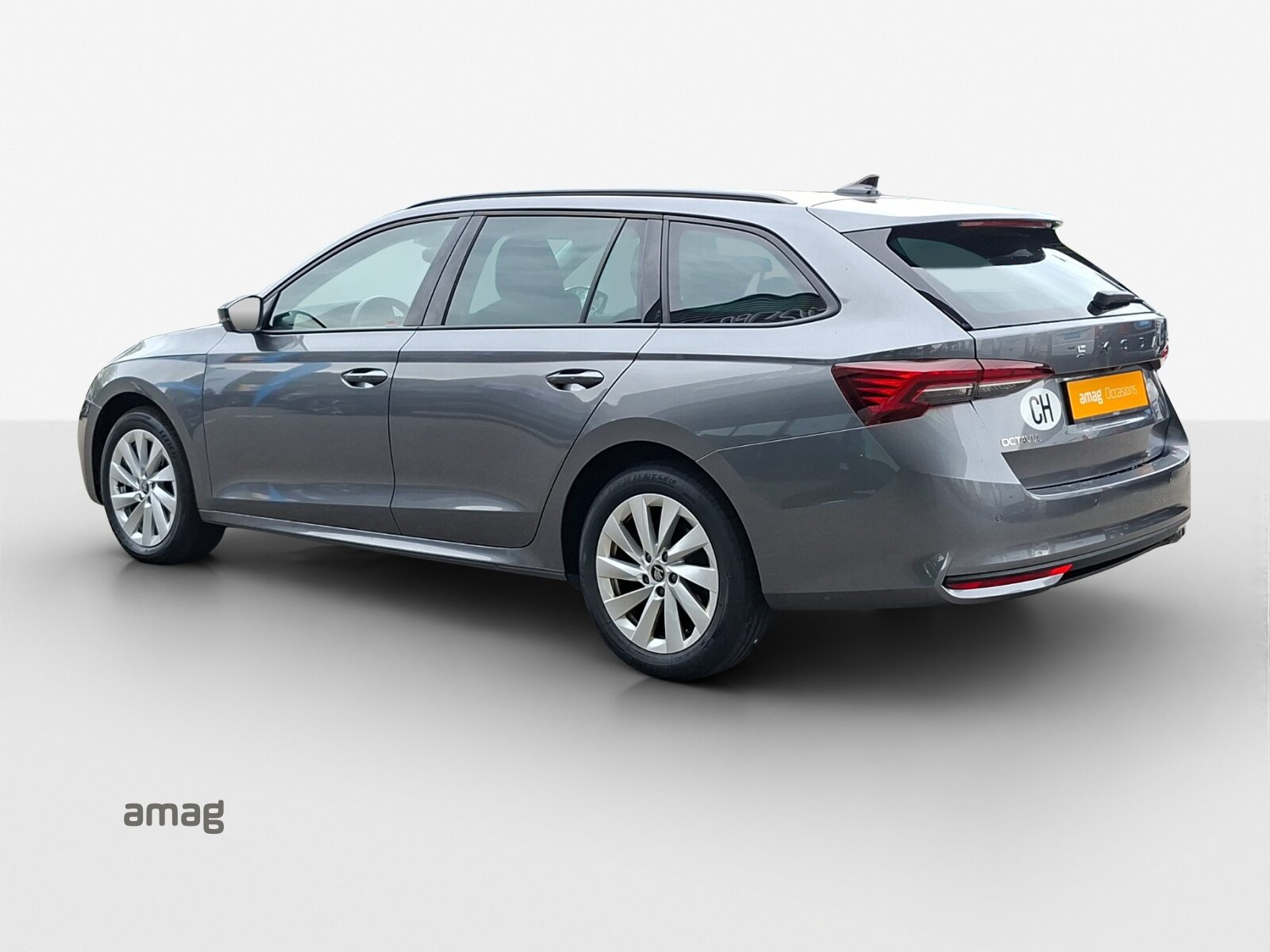 SKODA Octavia Selection, Diesel, Occasion / Gebraucht, Automatik - 3