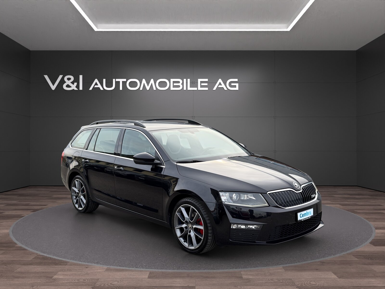 SKODA Octavia Combi 2.0 TDI RS 4x4 DSG, Diesel, Second hand / Used, Automatic - 2
