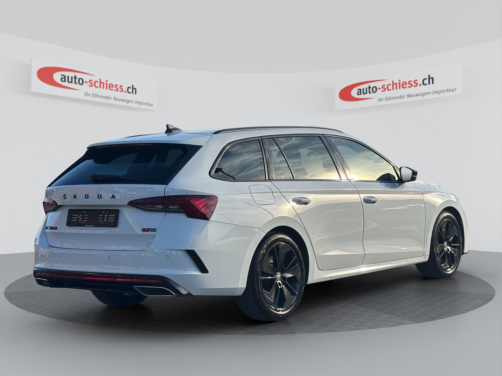 SKODA Octavia Combi 2.0 TSI DSG RS, Benzin, Occasion / Gebraucht, Automatik - 5