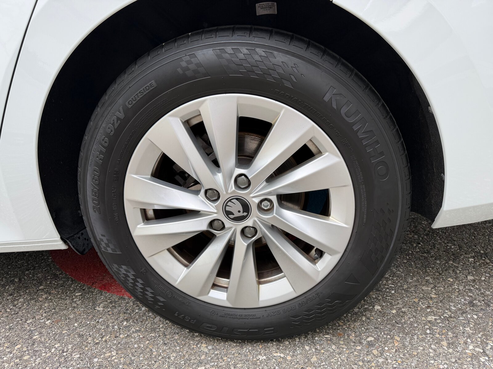 SKODA Octavia Combi 1.5 TSI mHEV DSG Selection, Mild-Hybrid Benzin/Elektro, Occasion / Gebraucht, Automatik - 6