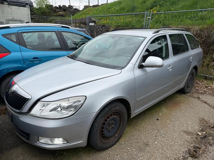 SKODA Octavia Combi 1.8 TSI 50Years 4x4, Essence, Occasion / Utilisé, Manuelle
