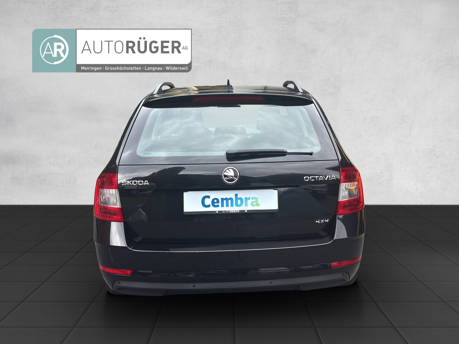 SKODA Octavia Combi 2.0 TDI Ambition 4x4, Diesel, Second hand / Used, Automatic - 5