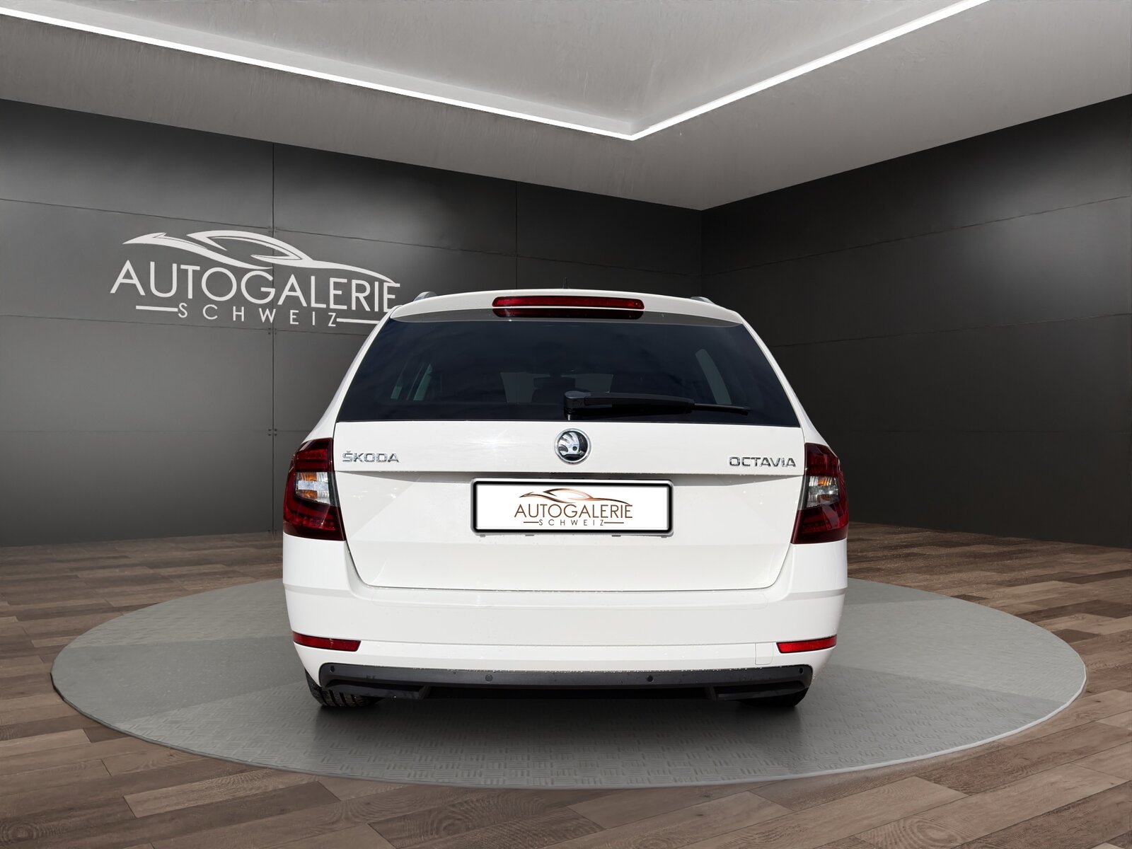SKODA Octavia Combi 1.5 TSI Style DSG Leichter Hagelschaden SEH, Benzin, Occasion / Gebraucht, Automatik - 4