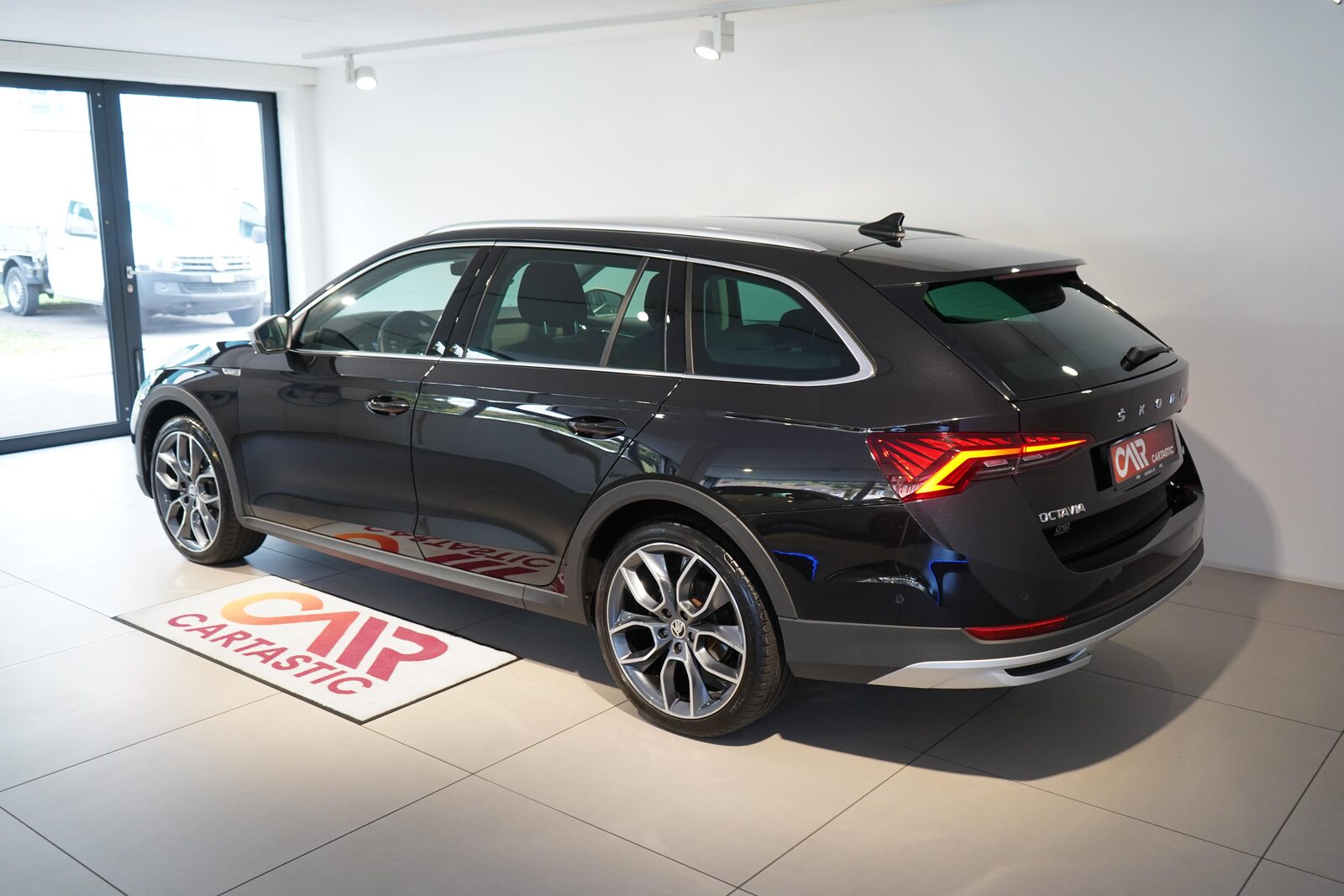 SKODA Octavia Scout 2.0 TDI 4x4 DSG, Diesel, Occasion / Utilisé, Automatique - 3