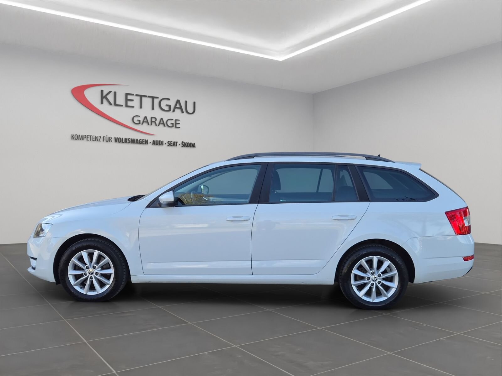 SKODA Octavia Combi 1.8 TSI Ambition DSG, Benzin, Occasion / Gebraucht, Automatik - 2