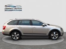 SKODA Octavia Combi 1.8 TSI Scout 4x4 DSG, Benzin, Occasion / Gebraucht, Automatik - 7