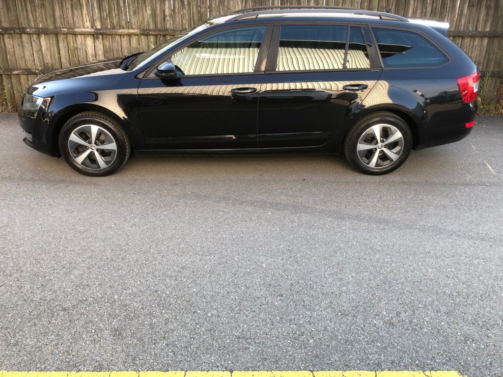 SKODA OCTAVIA 1.6 TDI 110 GreenLine