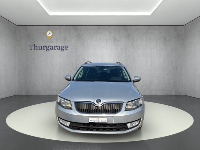 SKODA OCTAVIA 1.6 TDI 105 Ambition DSG