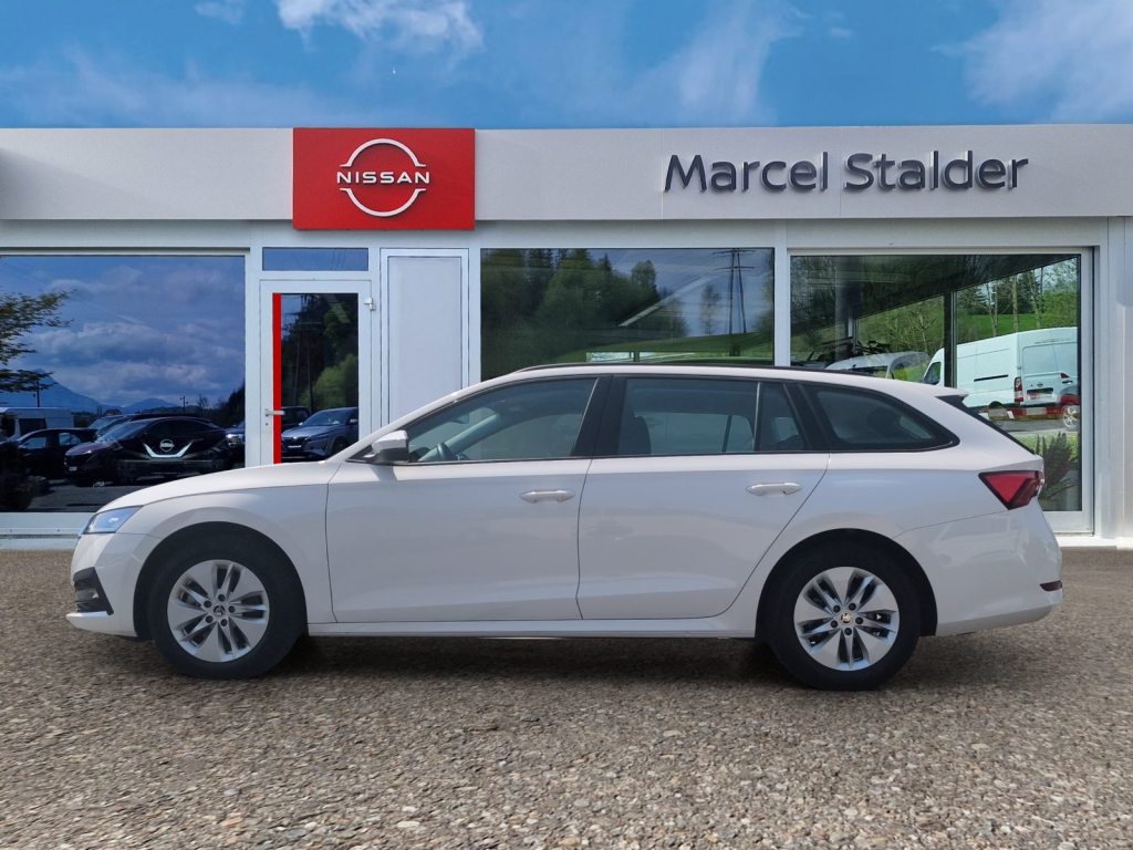 SKODA Octavia Combi 2.0 TDI DSG Ambition 4x4, Diesel, Second hand / Used, Automatic - 2
