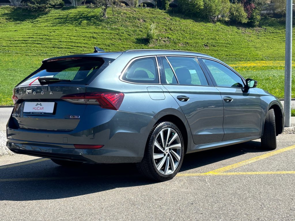 SKODA OCTAVIA Combi 1.0 mHEV DSG Style, Mild-Hybrid Benzin/Elektro, Occasion / Gebraucht, Automatik - 3