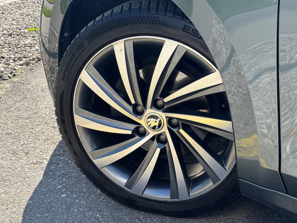 SKODA OCTAVIA Combi 1.0 mHEV DSG Style, Mild-Hybrid Benzin/Elektro, Occasion / Gebraucht, Automatik - 5