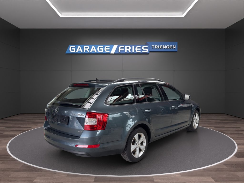 SKODA OCTAVIA COMBI STYLE, Diesel, Second hand / Used, Manual - 2