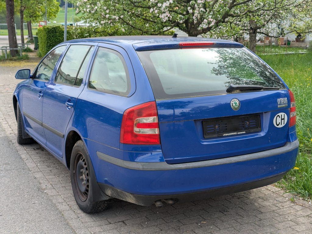 SKODA OCTAVIA 1.9 TDI 105 Ambiente, Diesel, Occasion / Gebraucht, Handschaltung - 2