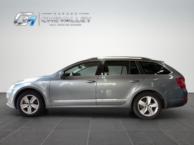 SKODA OCTAVIA 1.8 TSI Ambition, Essence, Occasion / Utilisé, Manuelle - 7
