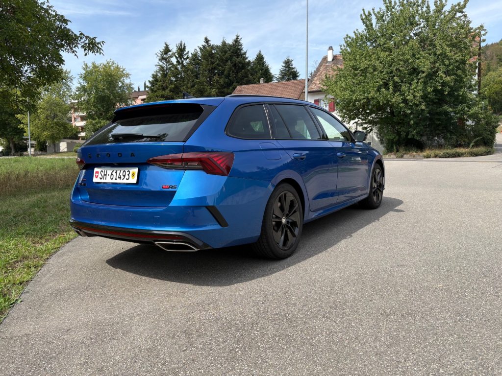 SKODA OCTAVIA Combi 2.0 TSI RS DSG, Petrol, Second hand / Used, Automatic - 3