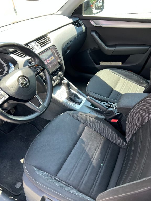 SKODA OCTAVIA 2.0 TDI 184 Ambition 4x4 DSG, Diesel, Occasion / Utilisé, Automatique - 7